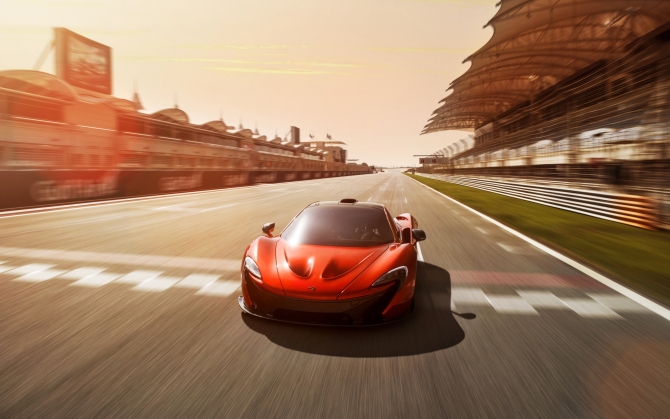 McLaren P1 на финише