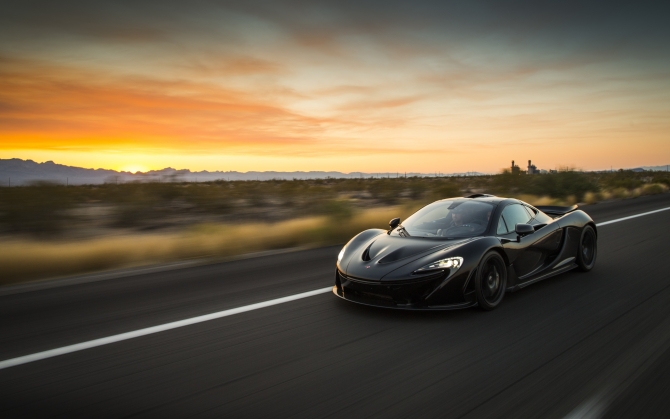 McLaren P1 на дороге
