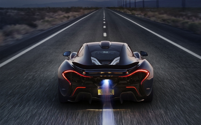 McLaren P1 на трассе