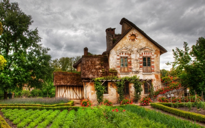 Деревенский дом во Франции