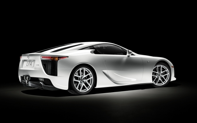 Стильный Lexus LFA