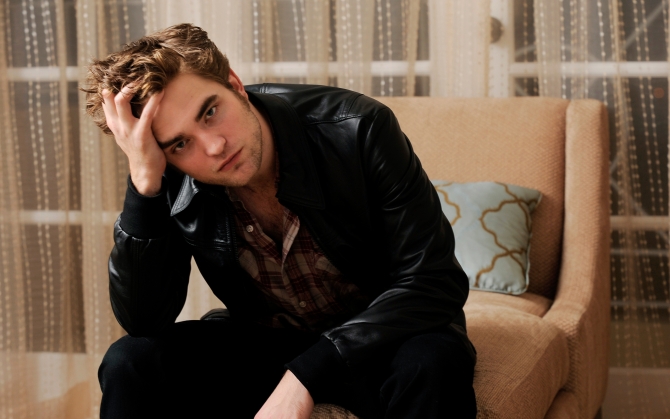 Robert Pattinson