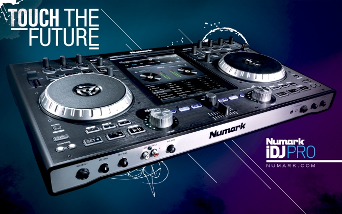 DJ Mixer Numark