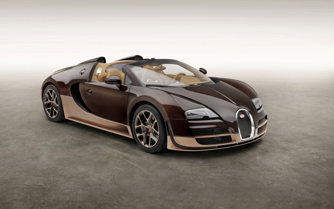 Коричневый Bugatti Veyron 16.4