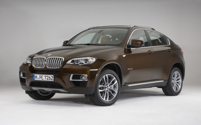 Коричневый BMW X6