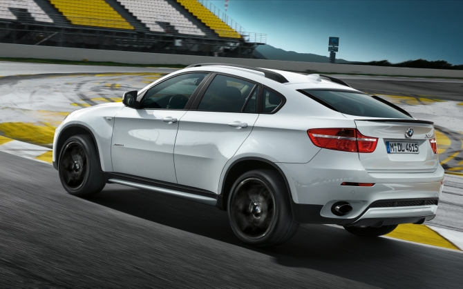 Белый BMW X6