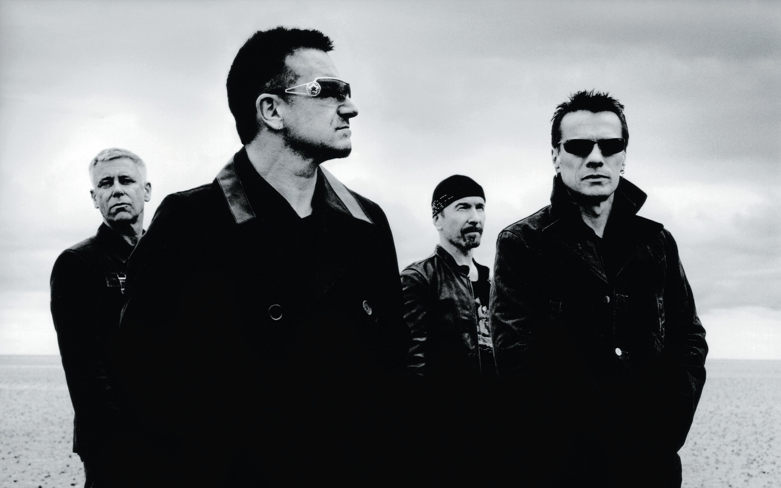 U 2. группа u2. U2 art band. U2 фото группы. U2 band.