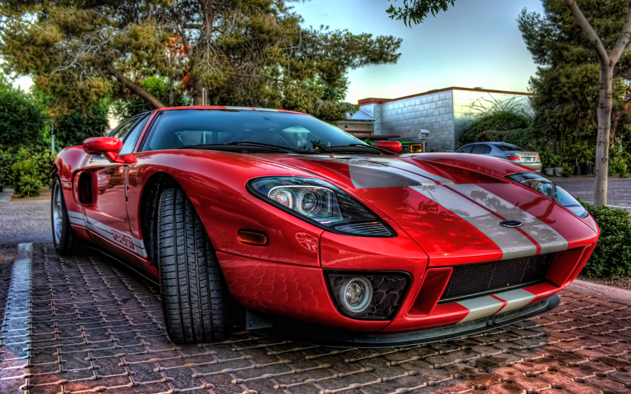 Машина ford gt