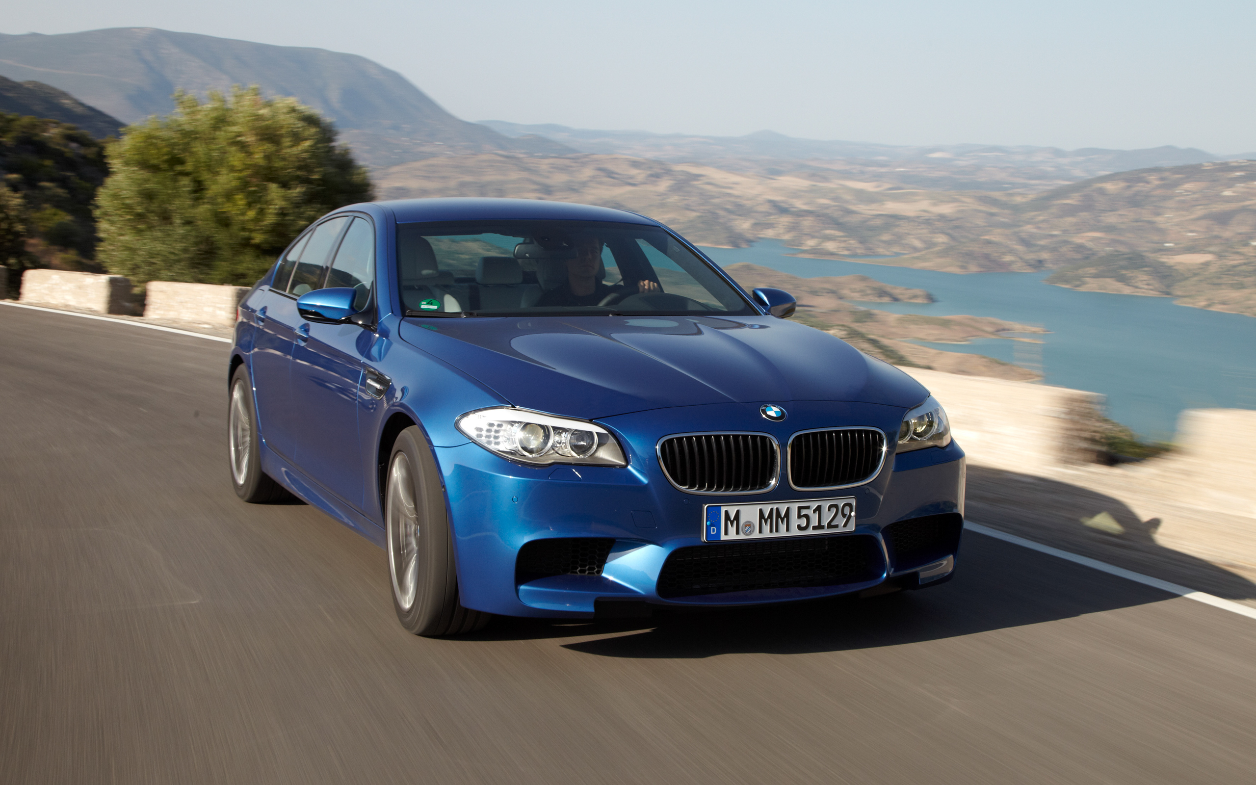 BMW m5 2011