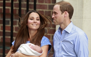 Кейт Миддлтон и принц Уильям с ребенком