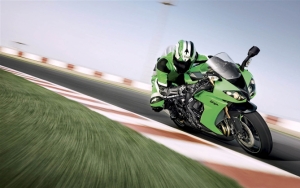 Kawasaki Ninja на треке