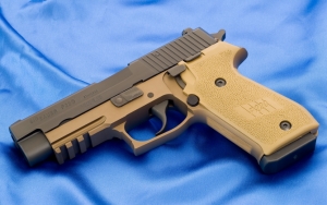 Пистолет Sig Sauer P220