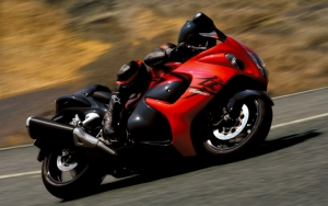 Suzuki Hayabusa на треке