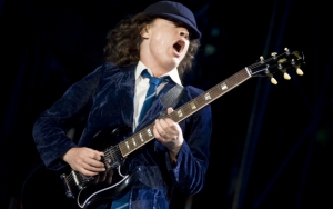 Гитарист AC/DC