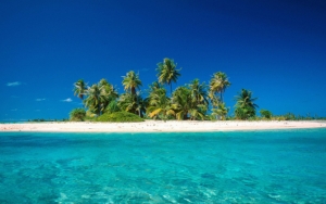 Остров, пальмы и песок