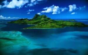 Красивый остров