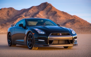 Nissan GT-R