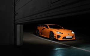 Lexus LFA ночью