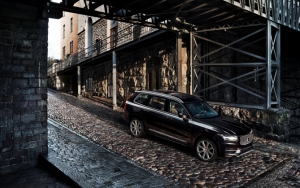Черный XC90