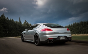 Porsche Panamera 4S