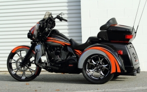 Трехколесный Harley-Davidson