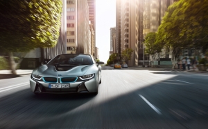 BMW i8 в городе