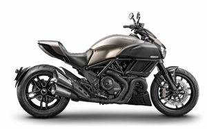 Ducati Diavel Titanium