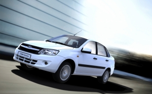 Белая Lada Granta