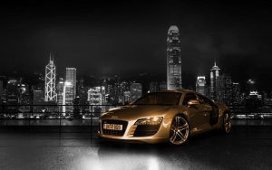 Золотой Audi R8